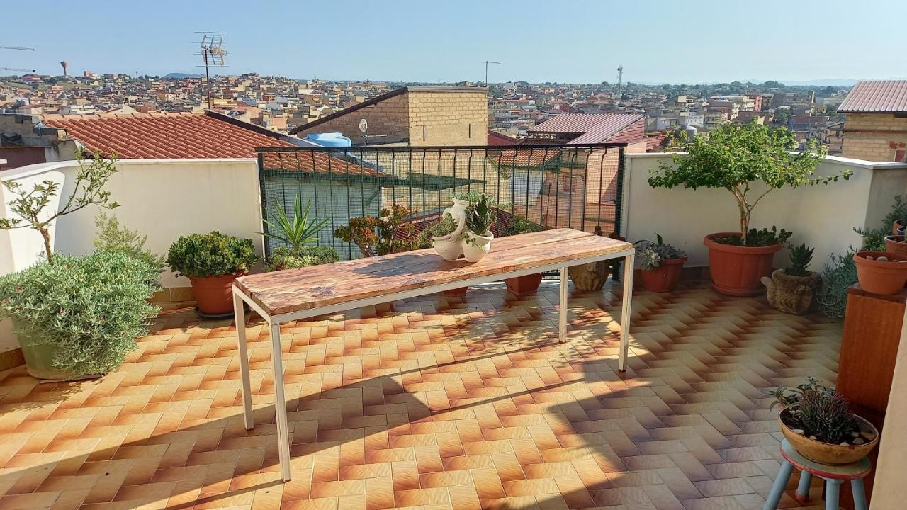 La Mansarda Dello Scultore Niscemi Buitenkant foto